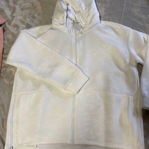 (Size xl)white camo FABLETICS jacket